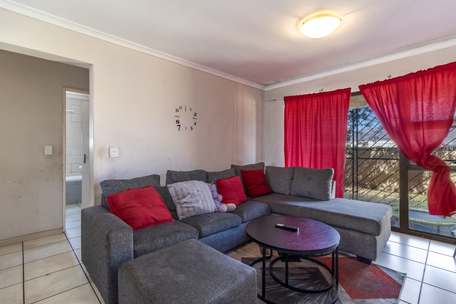 2 Bedroom Property for Sale in Guldenland Western Cape